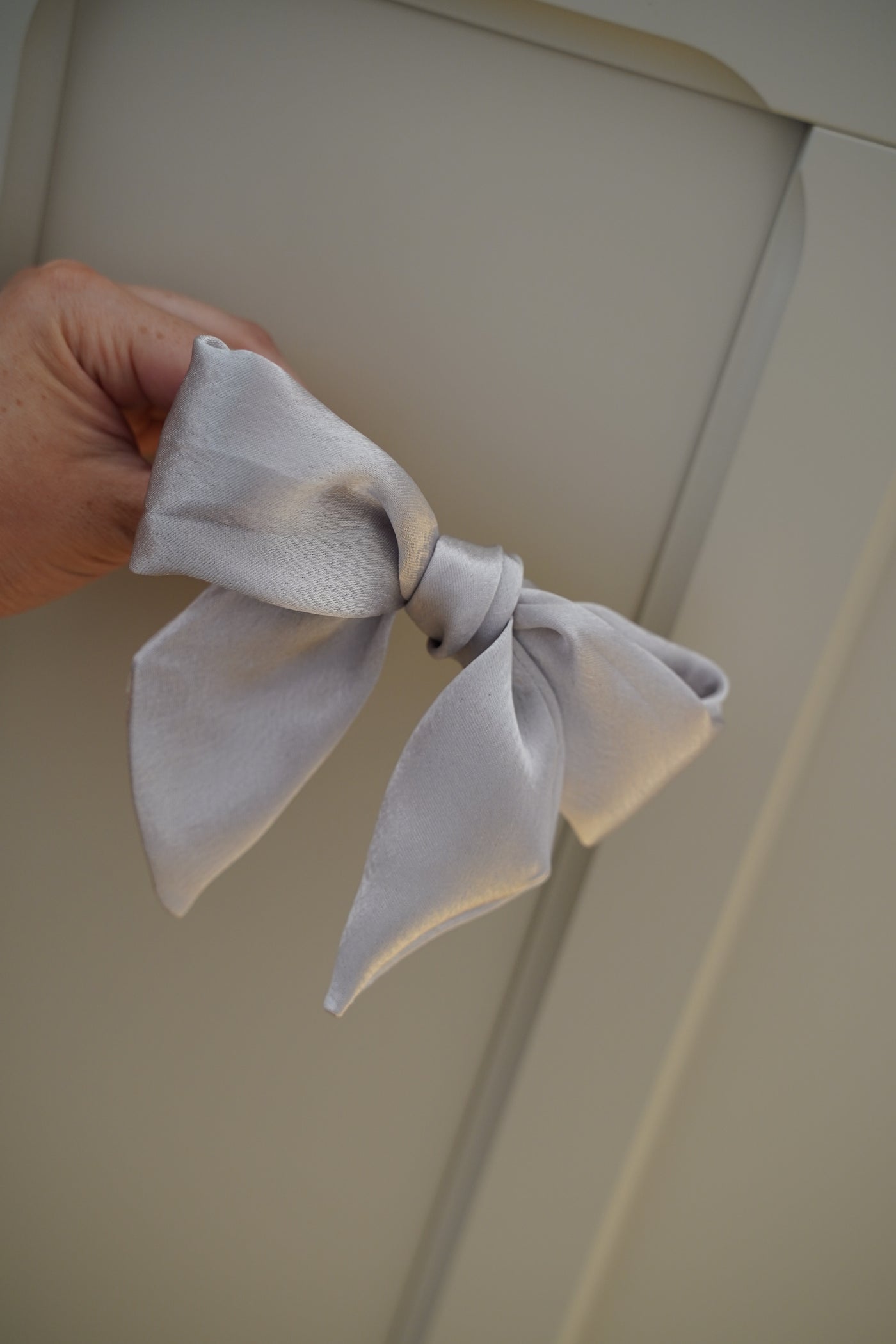 Sage bow barrette