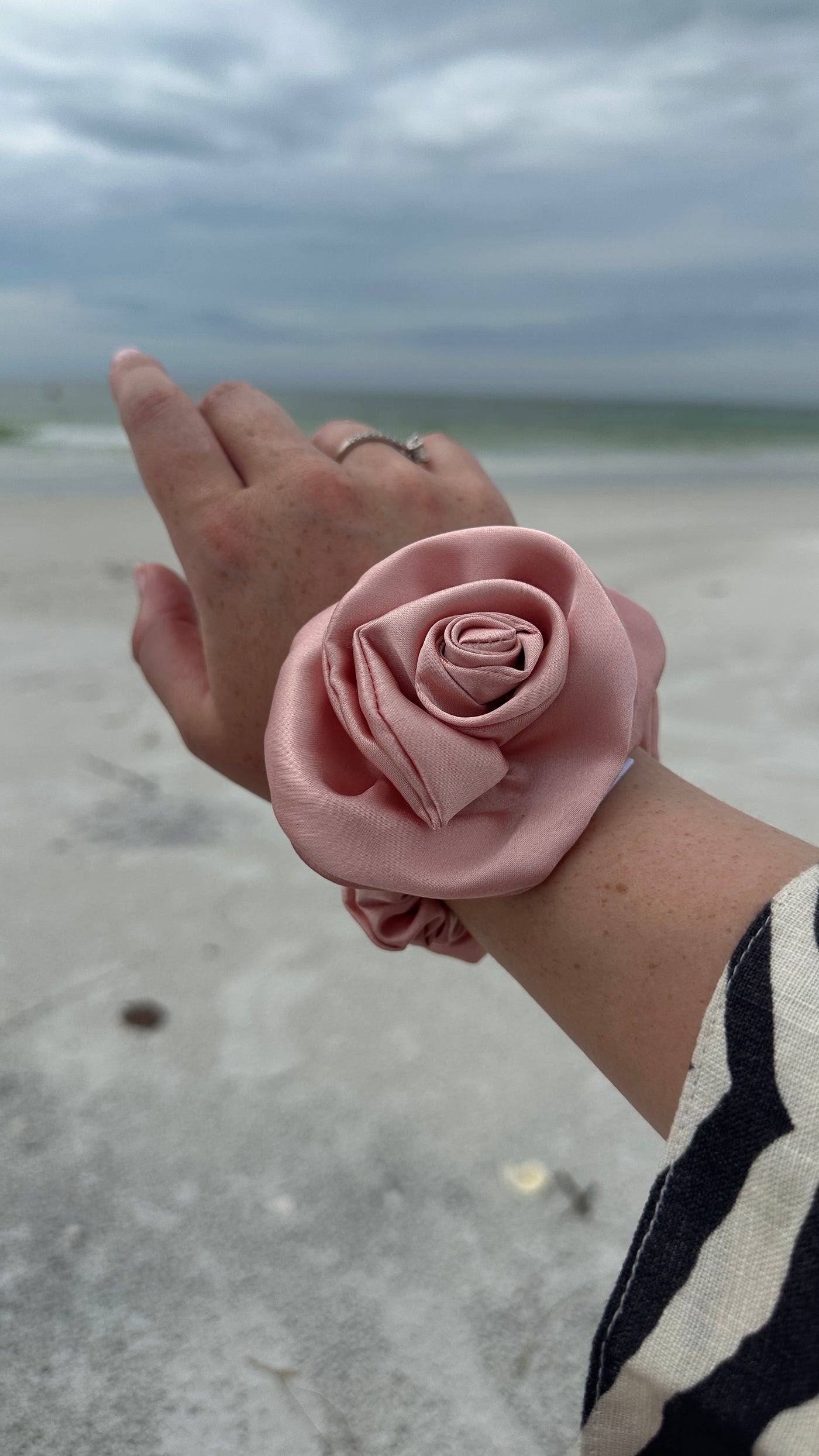 Lilly flower scrunchie